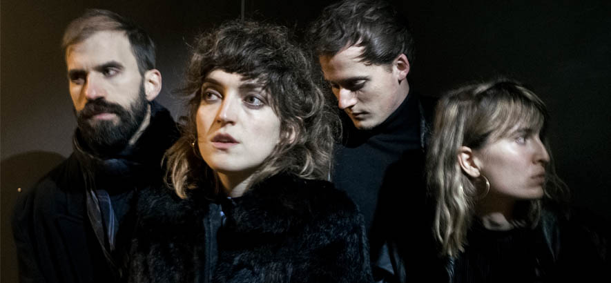 Pressebild von Ischia, deren Song „Is It Gonna Last“ heute unser Track des Tages ist.