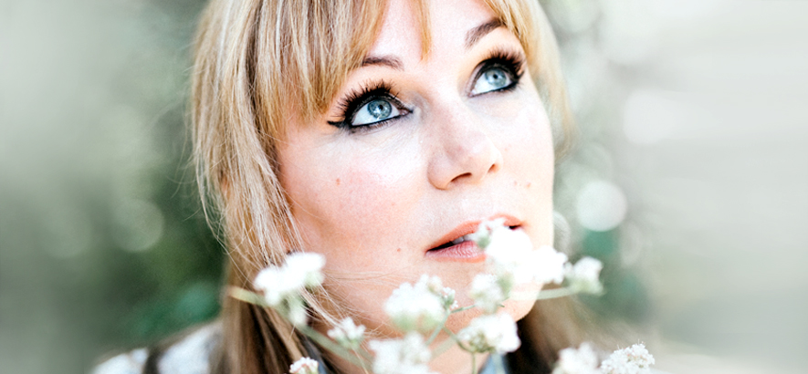 Pressebild von Isobel Campbell, deren Song „4316“ heute unser Track des Tages ist.