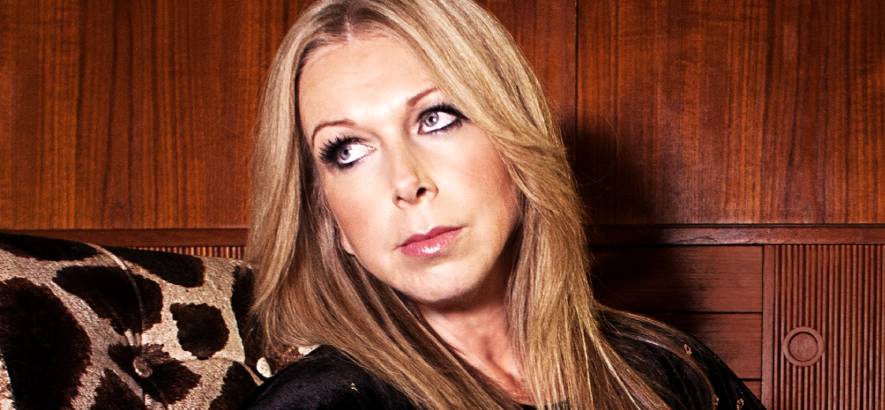 Pressebild von Jane Weaver, deren Song „Univers (French Version)“ heute unser Track des Tages ist.