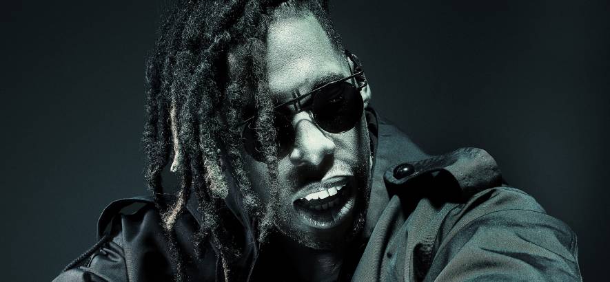 Pressebild von Flying Lotus, dessen Song „Ingo Swann“ heute unser Track des Tages ist.