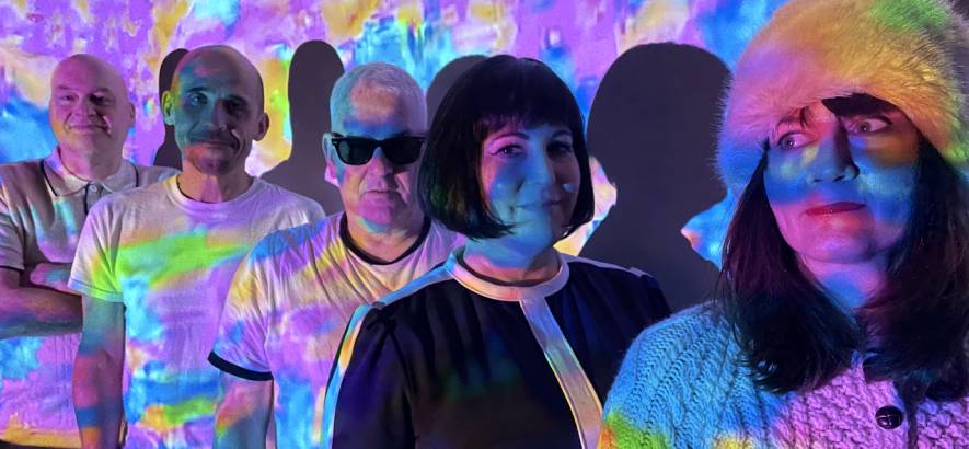 Pressebild von Jetstream Pony, deren Song „Bubblegum Nothingness“ heute unser Track des Tages ist.