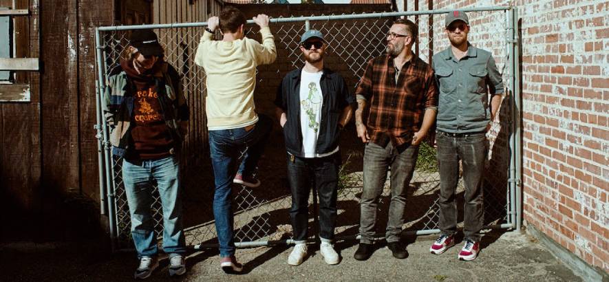 Pressebild von Panchiko, deren Song „Honeycomb“ heute unser Track des Tages ist.
