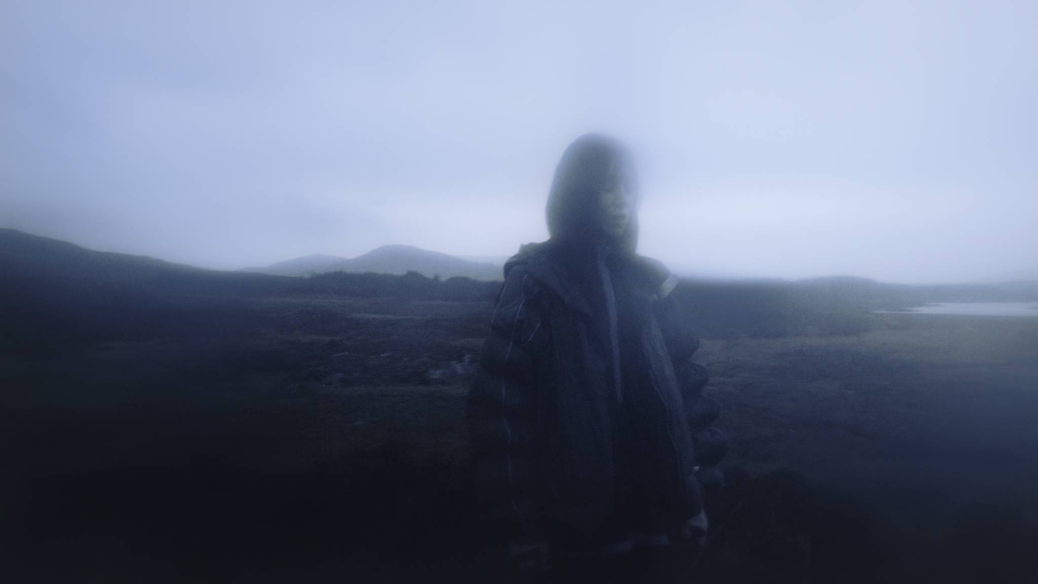 Pressebild von Maria Somerville, deren Song „Stonefly“ heute unser Track des Tages ist.