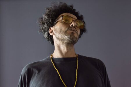 Funk und Aufbegehren: „It’s Our World“ von Reginald Omas Mamode IV