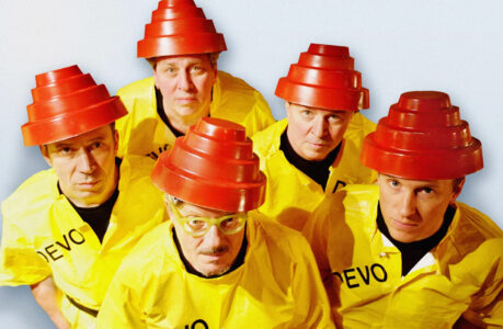 „Girl U Want“: Mark Mothersbaugh (Devo) wird 75!