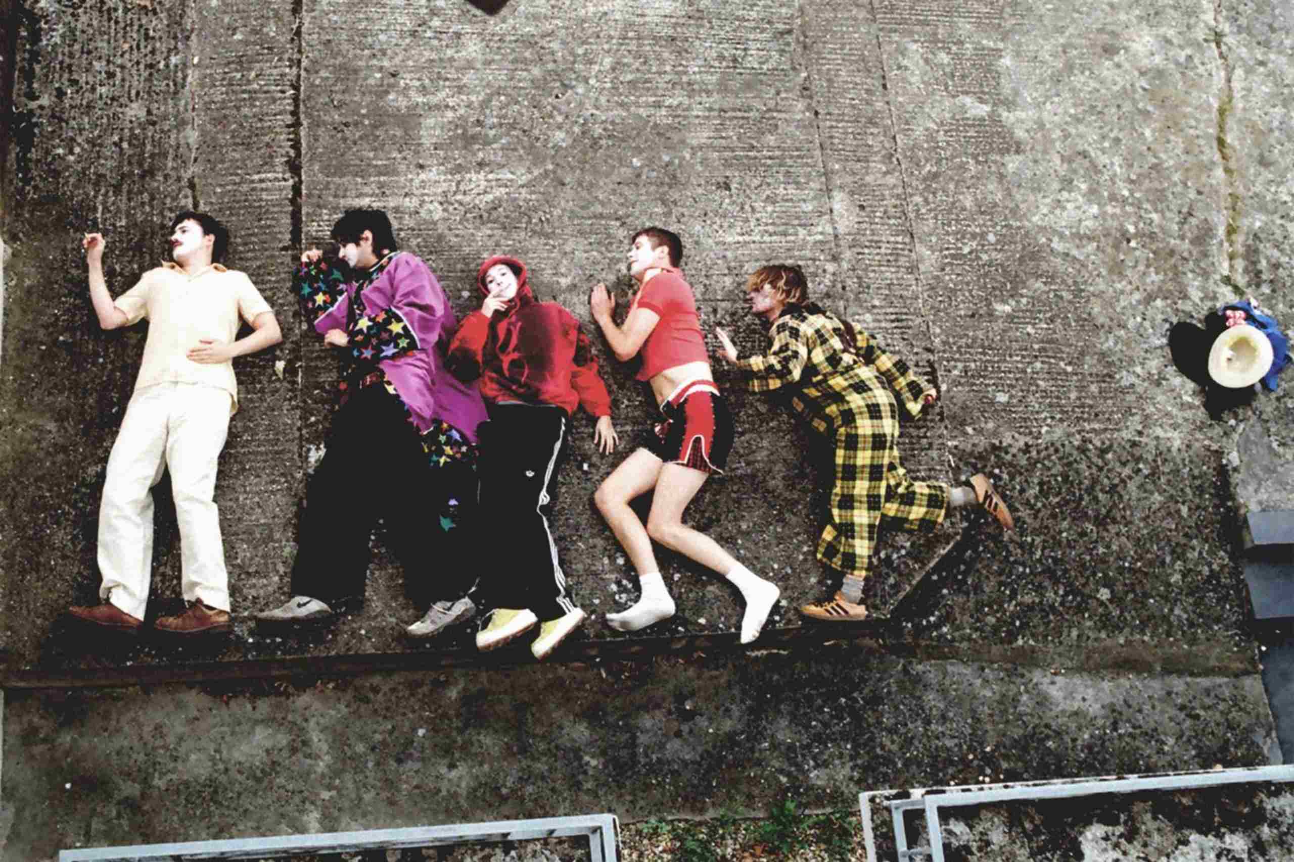 Pressebild von Sorry, deren Song „Echoes“ heute unser Track des Tages ist.