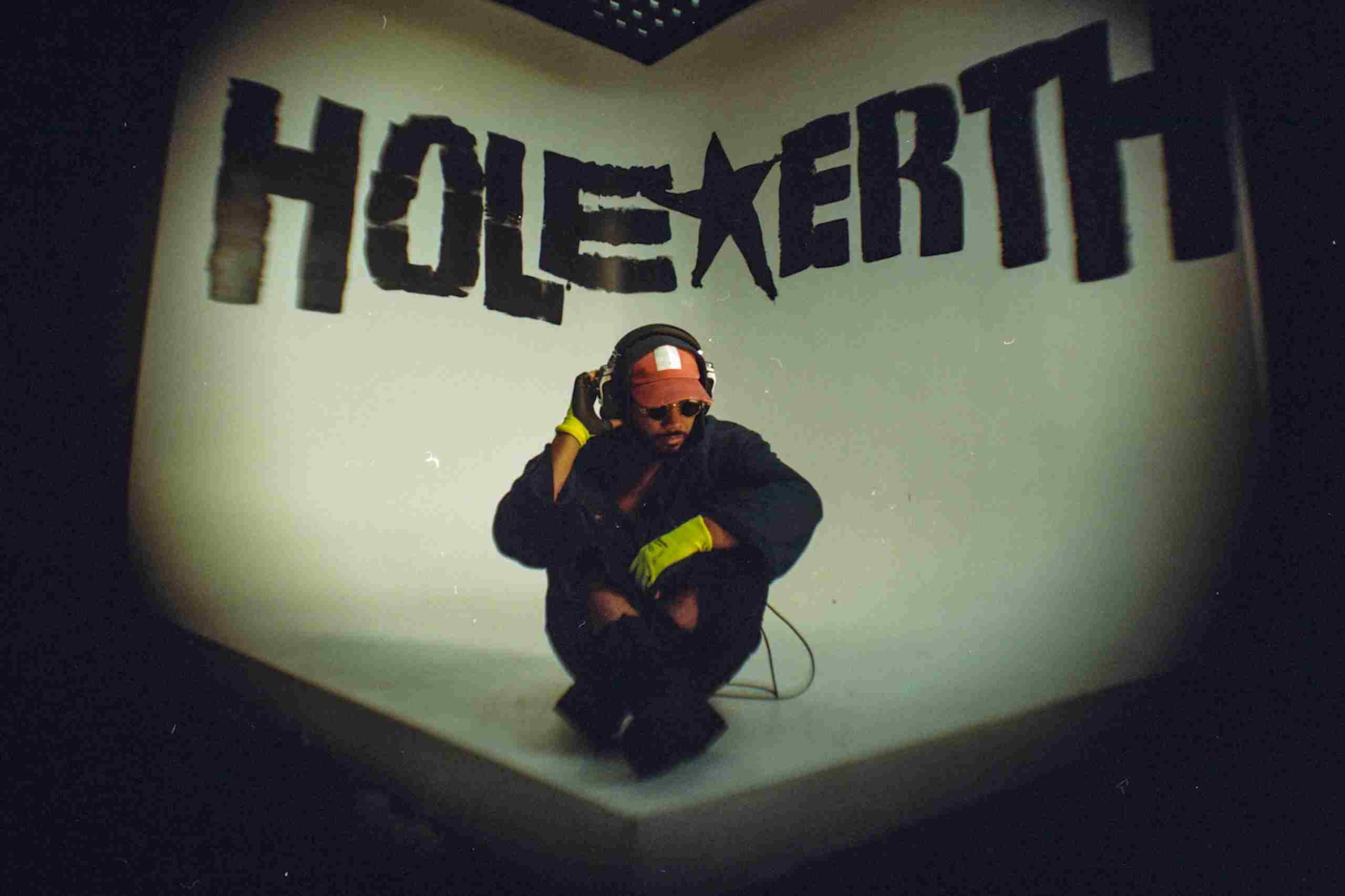 Pressebild von Toro Y Moi, dessen Song „CD-R (Unerthed)“ heute unser Track des Tages ist.
