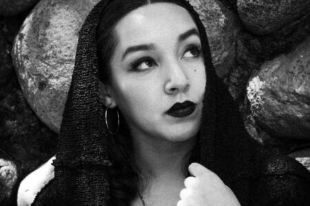 Neo-Bolero: „Noche No Te Vayas“ von Angela Muñoz