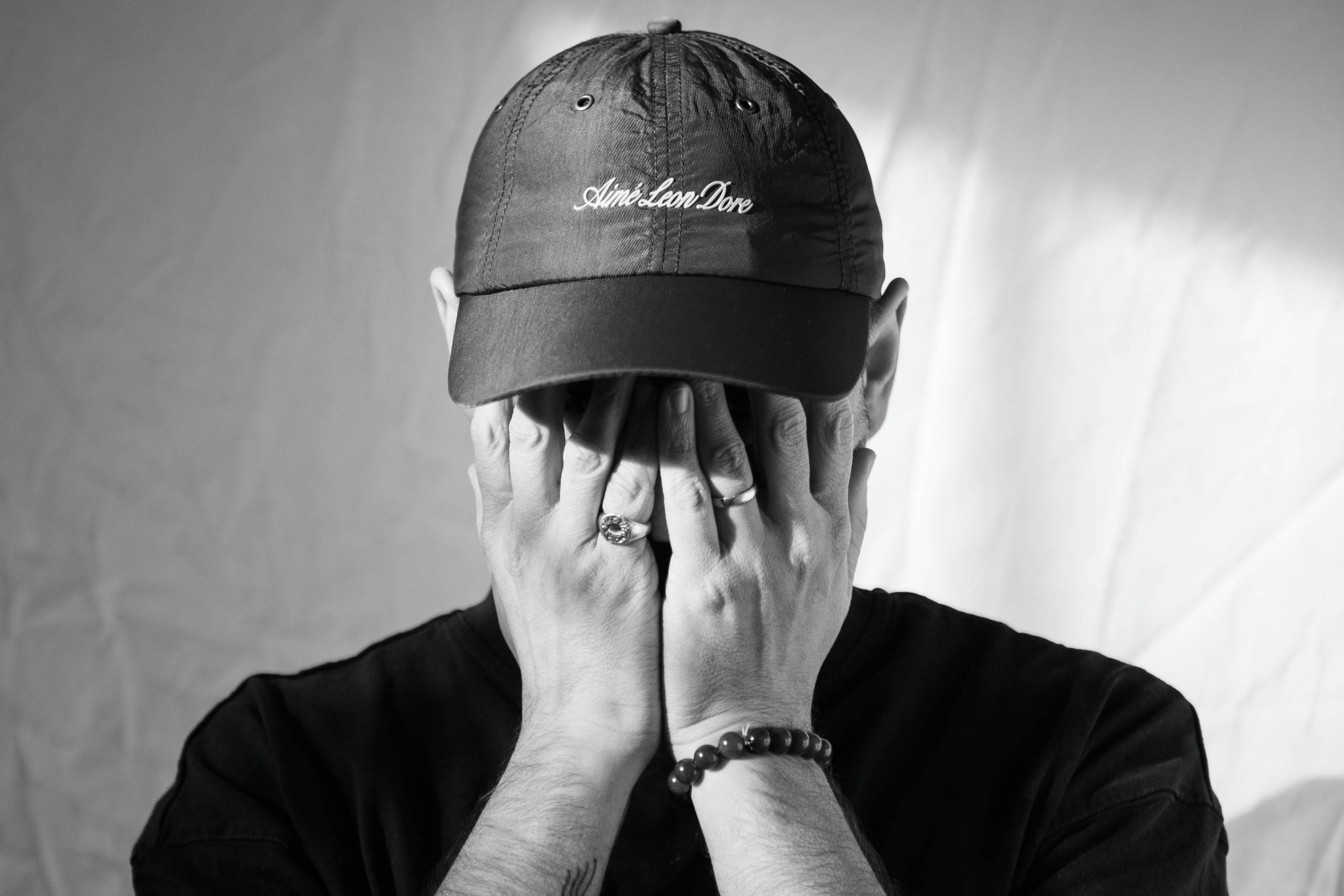 Pressebild von Leif Maine, dessen Song „Soy“ heute unser Track des Tages ist.
