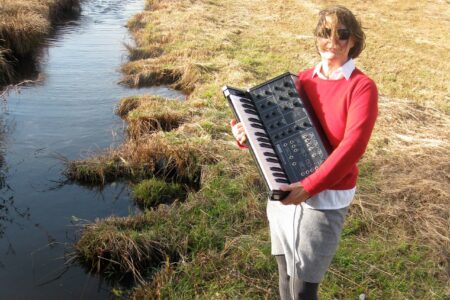 Vocoder-Bedrohung: „My Other Voice“ von Michaela Melián
