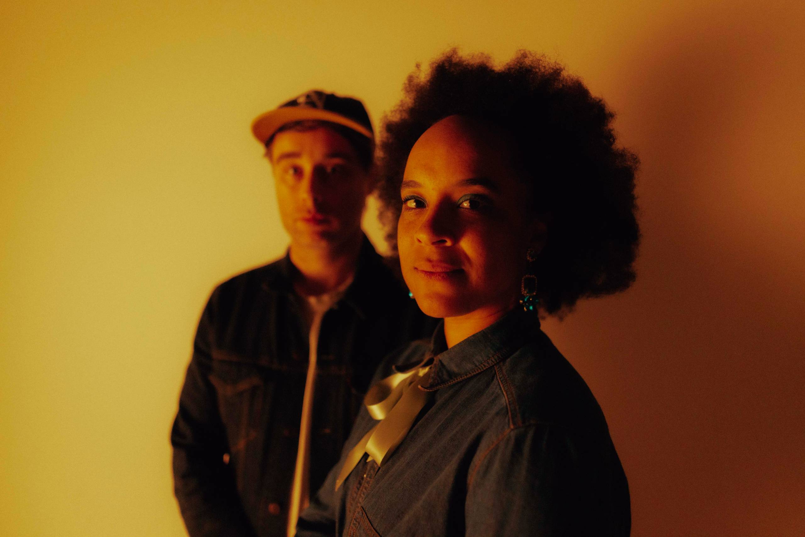 Pressebild von Owelu Dreamhouse, deren Song „Niger River“ heute unser Track des Tages ist.