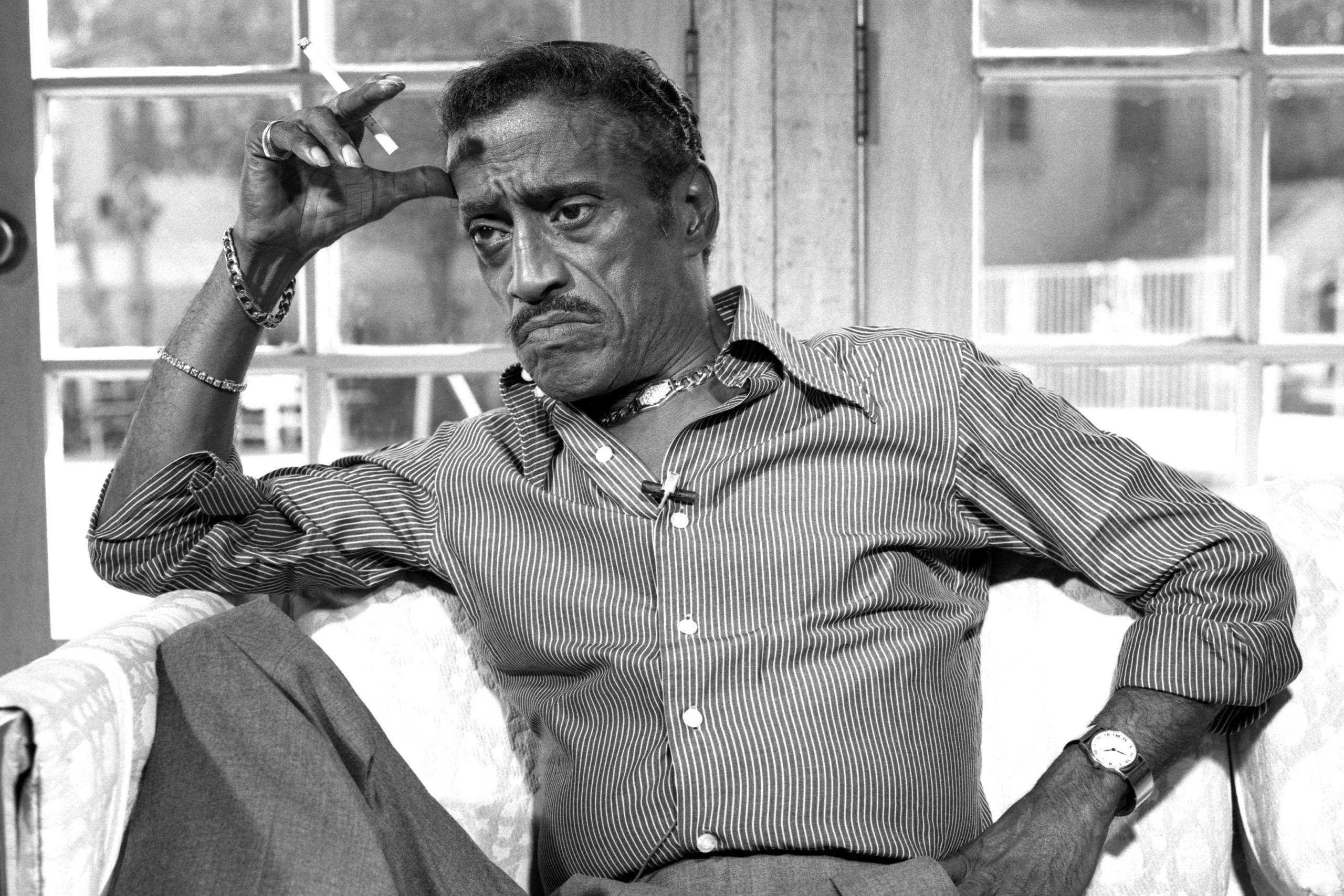 Pressebild von Sammy Davis Jr., dessen Song „You Can Count On Me“ heute unser Track des Tages ist.