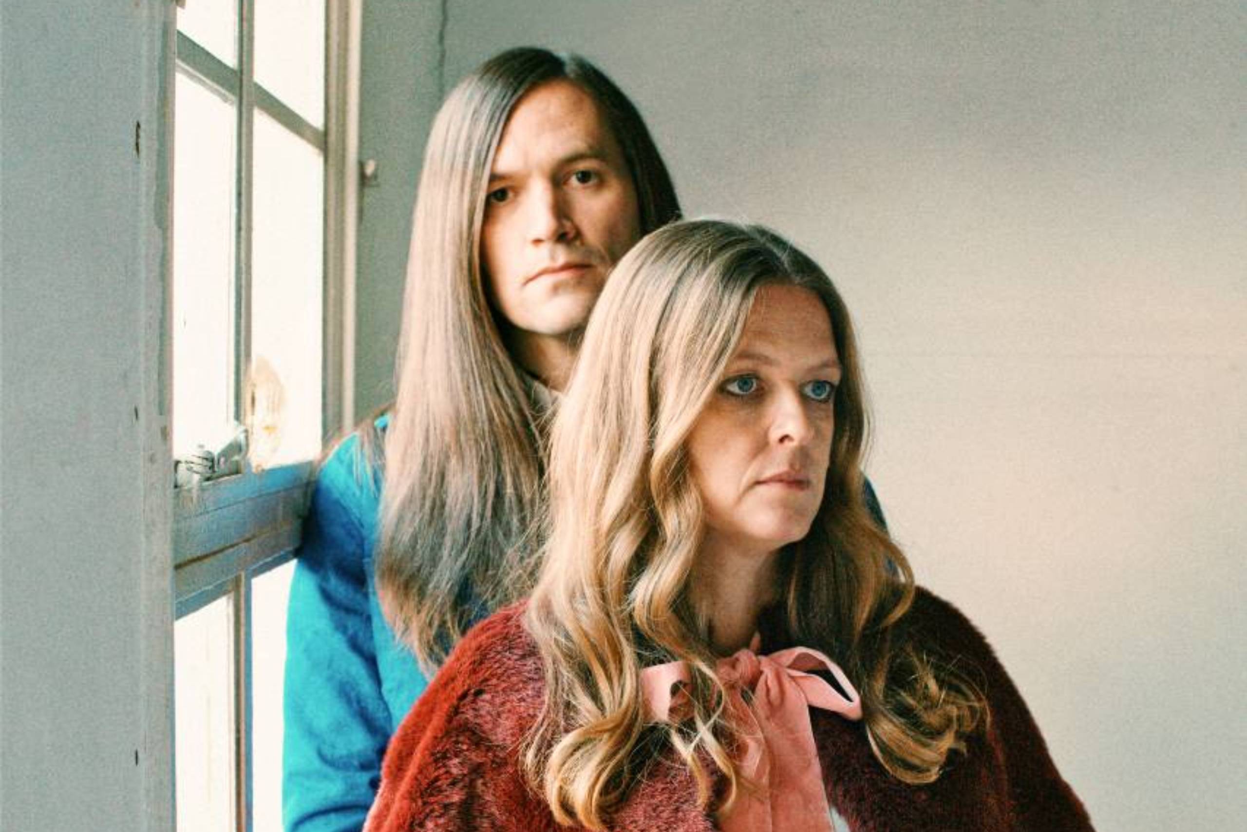 Pressebild von Memorials, deren Song „Cut Glass Hammer“ heute unser Track des Tages ist.