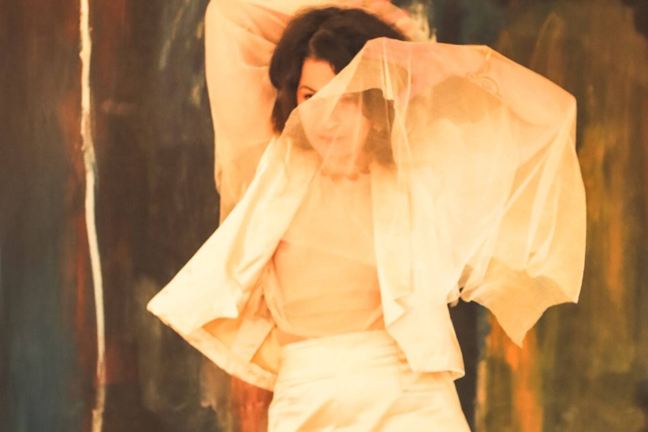 Pressebild von Jesca Hoop, deren Song „Designer Citizen“ heute unser Track des Tages ist.