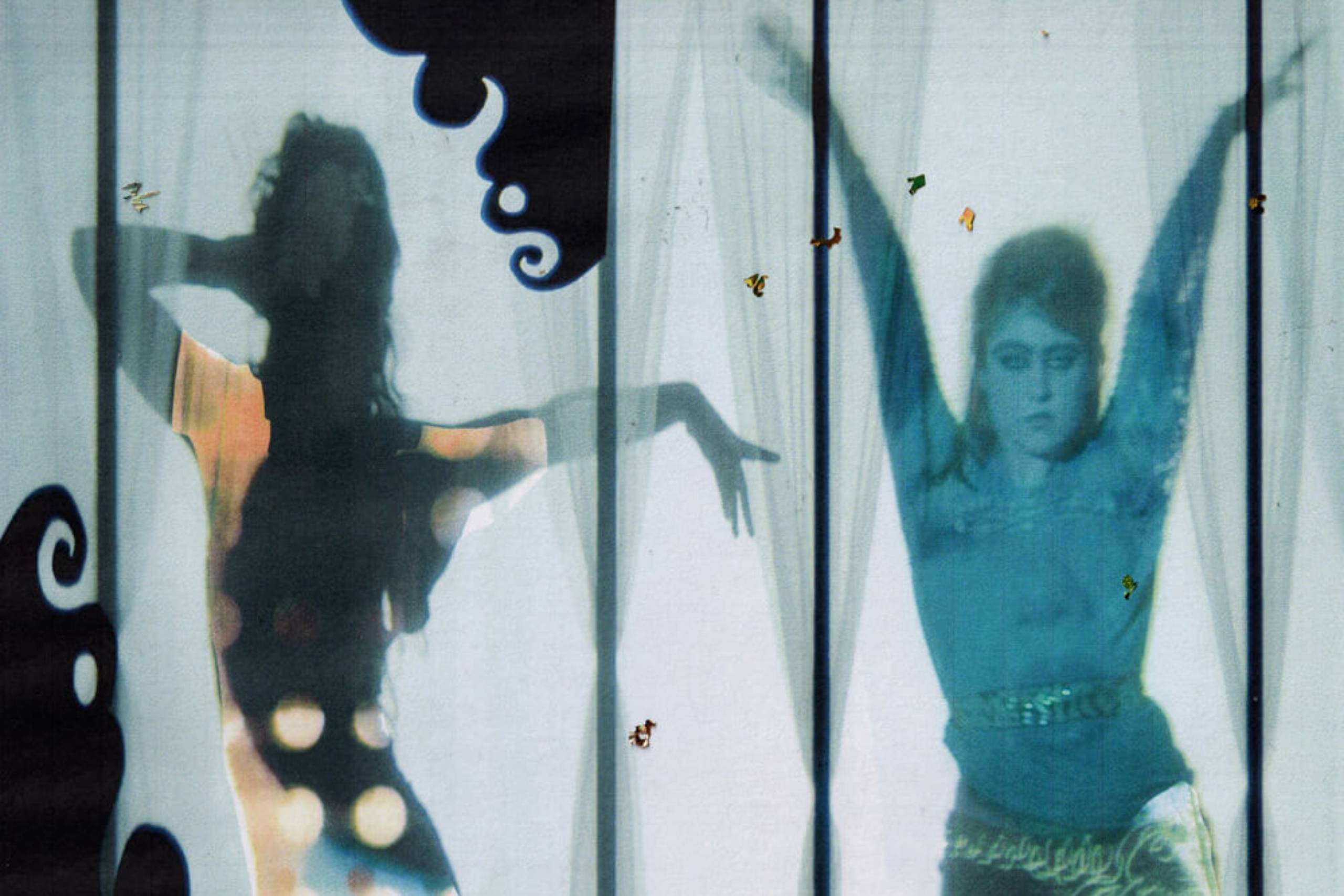 Rebe und Amore auf dem Single-Cover zu unserem Track des Tages „Sobre tu ventana“.