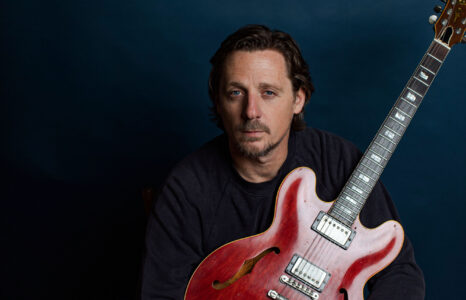 Funky Country-Rock: „Situation“ von Johnny Blue Skies & The Dark Clouds