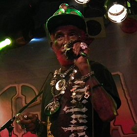 Forward The Bass - Lee Perry