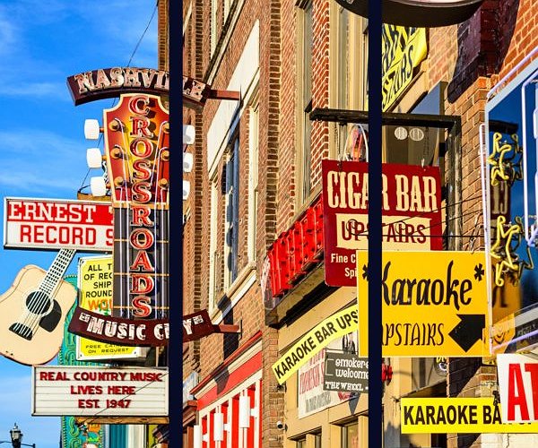 Urban Landmusik - Thomas Krafts AMERICANA – Ein zerrissenes Land im Spiegel der Country Music