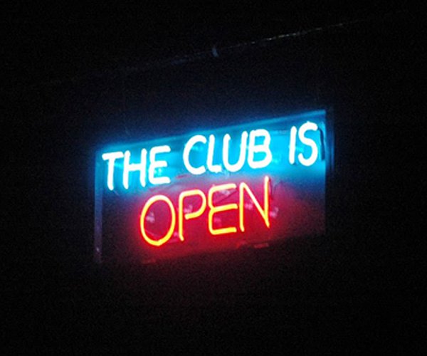 Ausloten - The Club Is Open