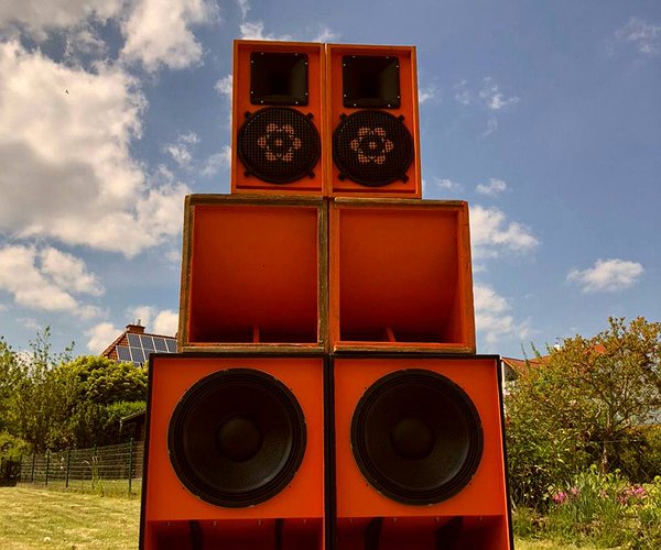 Forward The Bass
-