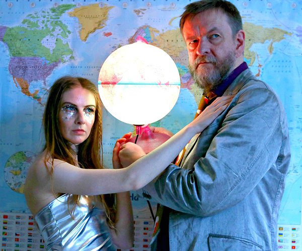 Container - BMX Bandits and Beyond mit Leif Gütschow
